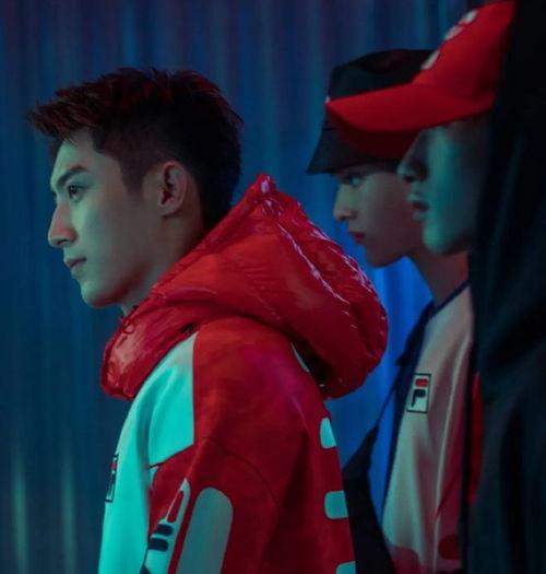 狗仔爆料黄景瑜视频,狗仔爆料背后的真相揭秘  第1张